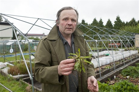 esk tm vdc vede Jan Kirschner z Botanickho stavu Akademie vd esk republiky.