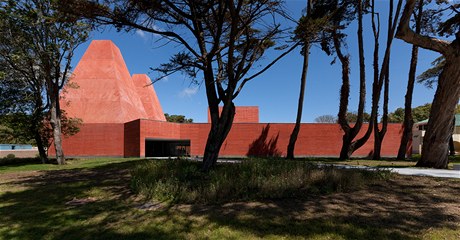 Muzeum male Paula Rego v Portugalskm pobenm mst Cascais z roku 2008.