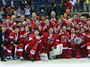 esko - Rusko (etí hokejisté slaví bronz).