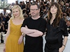 Lars von Trier s Kirsten Dunstovou a Charlottou Gainsbourgovou pi uvedení filmu