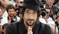 Hrdina filmu Plnoc v Pai Adrien Brody