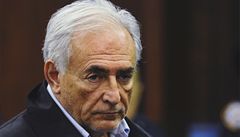 Strausse-Kahna ek proces, u nen ve vzen