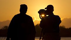 Fotografové se na zachycení startu raketoplánu Endeavour p�ipravovali u� od ranního rozb�esku.