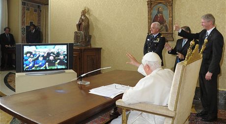 Pape poprvé v historii ehnal do vesmíru astronautm na Mezinárodní vesmírné stanici
