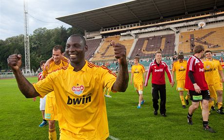 Dukla slaví postup do nejvyí fotbalové soute.