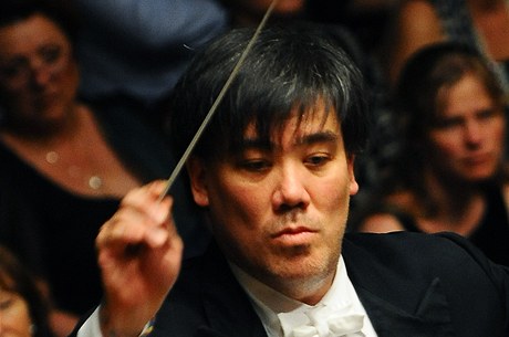 Dirigent Alan Gilbert na koncertě Newyorské filharmonie v Obecním domě