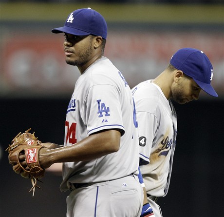 Smutní hráči baseballového klubu Los Angeles Dodgers