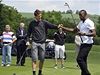 Tomá Berdych a Usain Bolt ve Vykov na golfu.