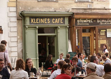 Nejmení vídeská kavárna je na Frantikánském námstí (Franciskanerplatz)