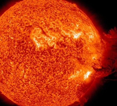 Výjimečná sluneční erupce možná naruší proud