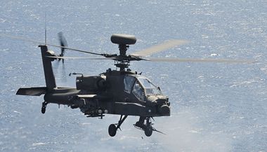 Vrtulnk AH-64 Apache