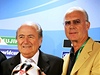 Sepp Blatter (uprosted) a Franc Beckenbauer.