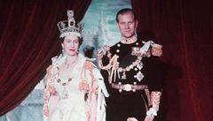 Britsk krlovna Albty II. a jej manel princ Philip (archivn snmek z roku 1953)