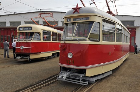 Historické tramvaje typu T1 a T2