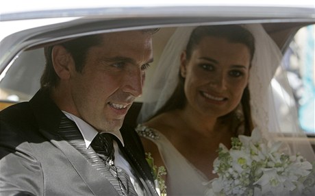 Novomanel Buffonovi odjdj ze svatby na Vyehrad. 