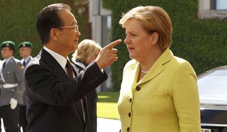 ínský premiér Wen s nmeckou kanclékou Merkelovou