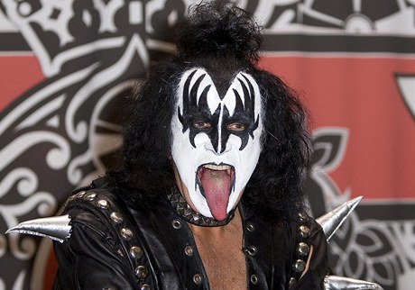 Zpvák a baskytarista skupiny Kiss Gene Simmons