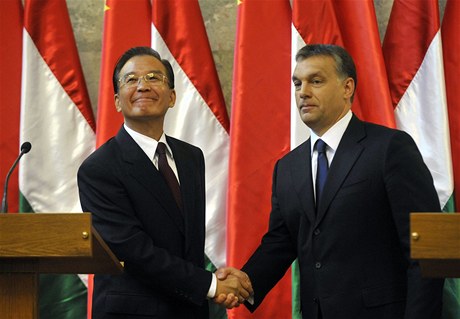 Wen ia-pao a Viktor Orbán.