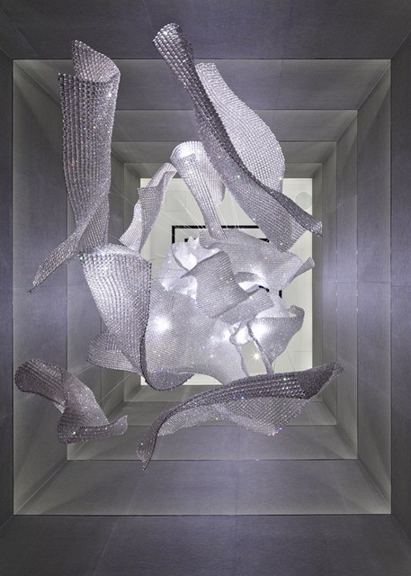 Práce sklá z Lasvit v pepychovém hotelu Ritz-Carlton v Hongkongu