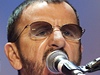 Ringo Starr zvedl peraské diváky ze sedaek