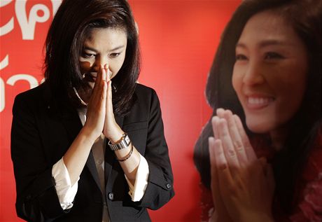V pozadí politické kariéry Jinglak inavatrové je její bratr Tchaksin inavatra