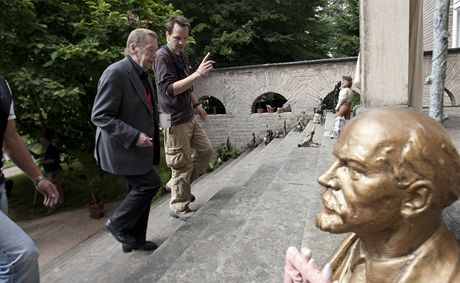 Václav Havel pi natáení filmu Odcházení