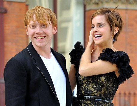 Potterovt herci. Rupert Grint a Emma Watsonov.