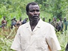 Jeden z mla zbr Josepha Konyho. Byl pozen v Jinm Sdnu pi mrovch rozhovorech v roce 2006.