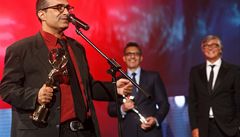 Re�isér Joseph Madmony, který dostal Velkou cenu - K�i��álový glóbus za film Restaurátor