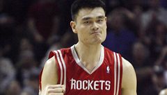 Čínský basketbalista Jao Ming údajně ukončil kariéru