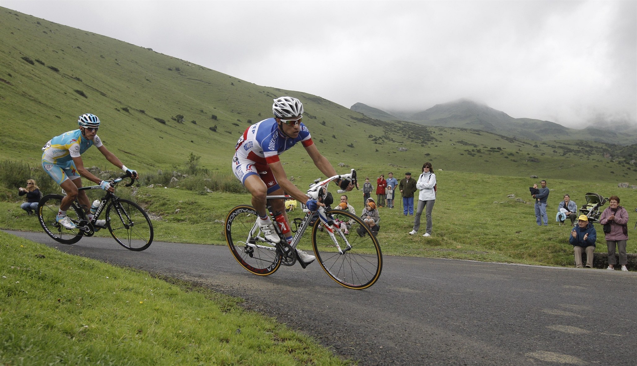 Vlevo Roman Kreuziger na Tour de France.