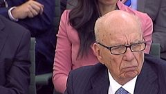Murdoch musí odškodnit 19 obětí odposlechů