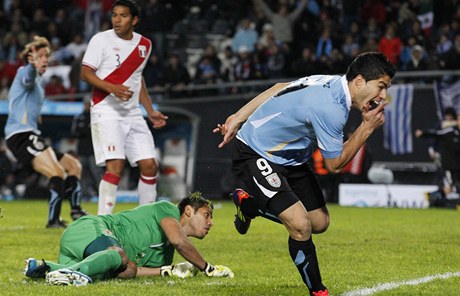 Uruguay - Peru (Surez).