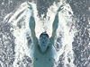 Fenomenální Michael Phelps se blíí cíli bhem závod na 200 metr v motýlku