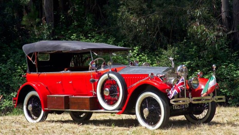 Rolls Royce upravený pro lov tygr�. 