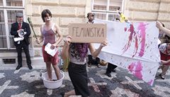 Happening sdru�ení ProAlt kritizoval Bátorovo p�sobení na ministerstvu �kolství 