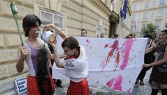 Happening sdru�ení ProAlt kritizoval Bátorovo p�sobení na ministerstvu �kolství 