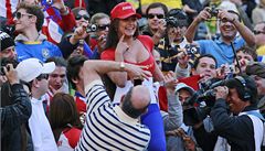 Larissa Riquelme se fotí s fanouky