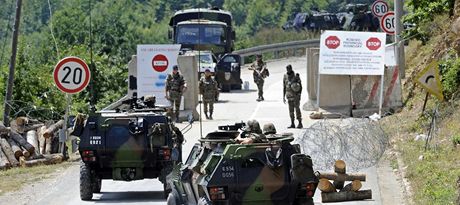 KFOR na srbsko-kosovské hranici