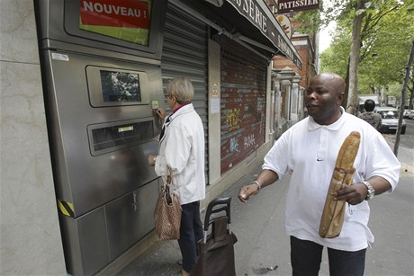 Automat na bagety slav spch. Francouzsk pekrny maj toti asto zaveno