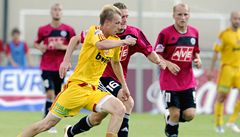 Budjovice porazily Duklu 3:0, Hradec zdolal Teplice