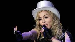 Madonna věří, že se objeví princ na bílém koni 
