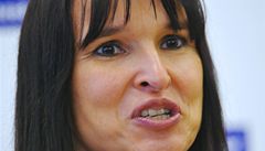 Spisovatelka Simona Monyová byla zavradna. Podezelý je její mu