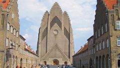 Grundtvigs Kirke v Kodani, navrený Jensenem-Klintem