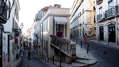 Na hrázi v Lisabonu. Tak jako Hrabala formovala Libe, Dinis Machado nedá dopustit na lisabonskou tvr Bairro Alto.