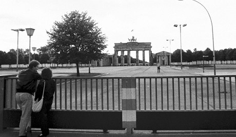 Ped padesáti lety rozdlila Berlín ze.
