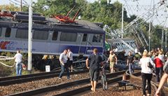 V Polsku vykolejil vlak: 4 mrtv, destky zrannch