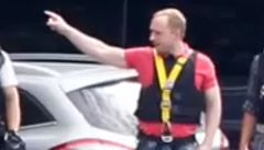 Breivik se vrátil na ostrov v poutech a na provaze. | na serveru Lidovky.cz | aktuální zprávy