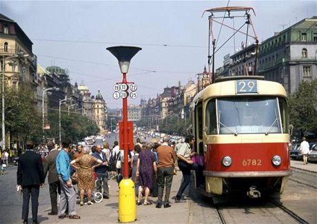 V roce 1980 projela po Václavském námstí poslední tramvaj
