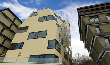 Soubor bytových dom byl dostavn v roce 2011. Je zde 49 byt. Náklady na stavbu inily cca 231 milion korun